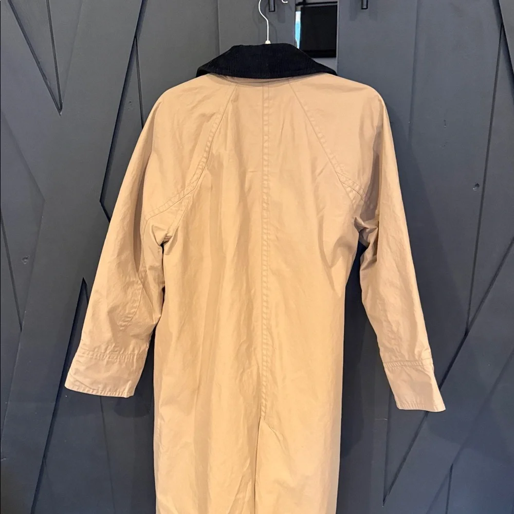 Old Navy Beige Trench Coat with Black Collar - Picture 3 of 3